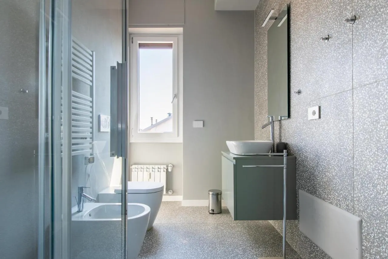 Daplace - Vico Apartment Mailand
